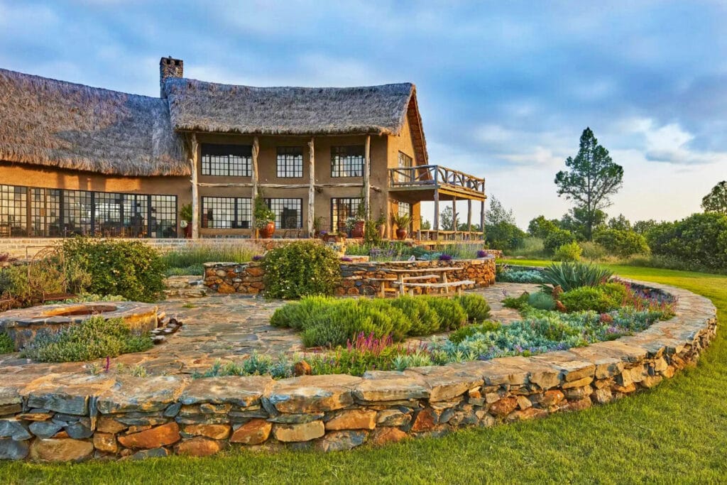 https://theeastafricantraveller.com/properties/exclusive-use/olepangi-house/