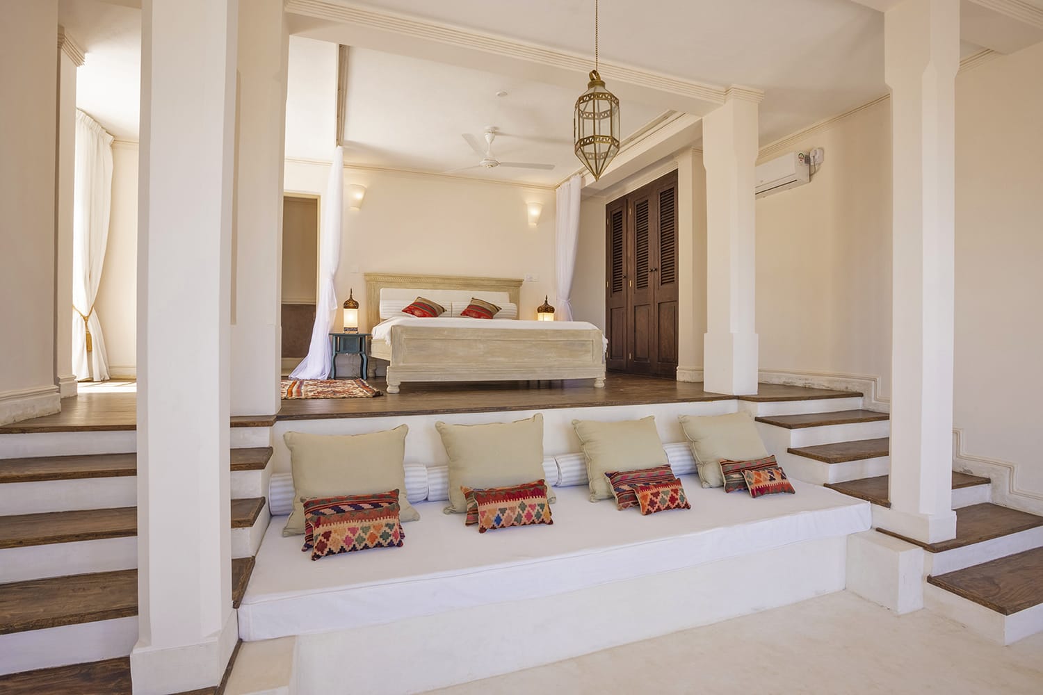 003 Beach Palazzo