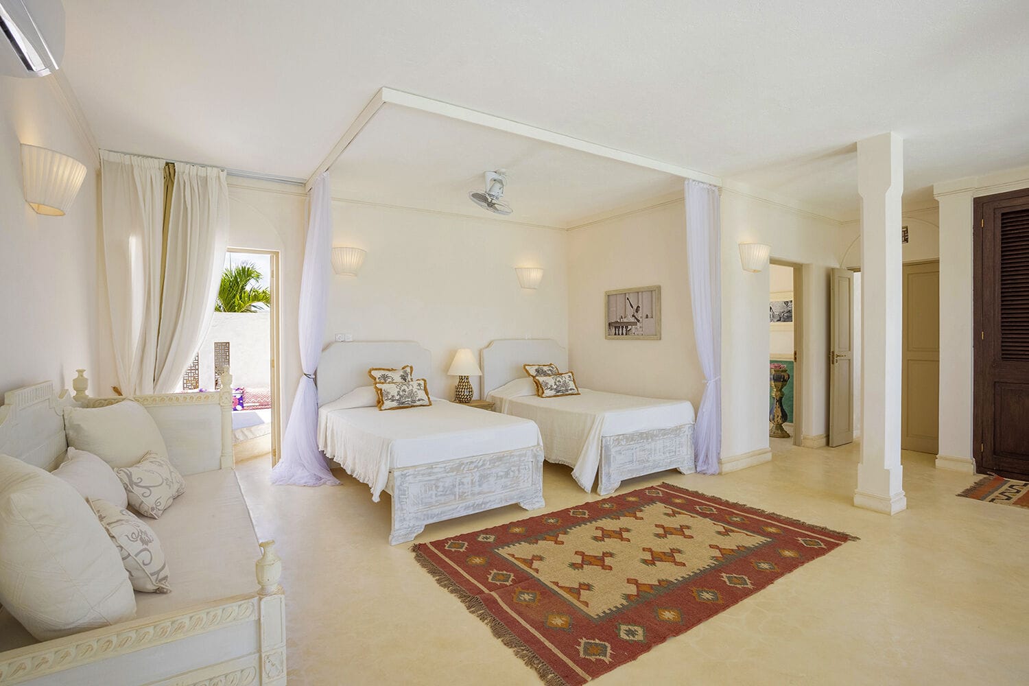 020 Beach Palazzo