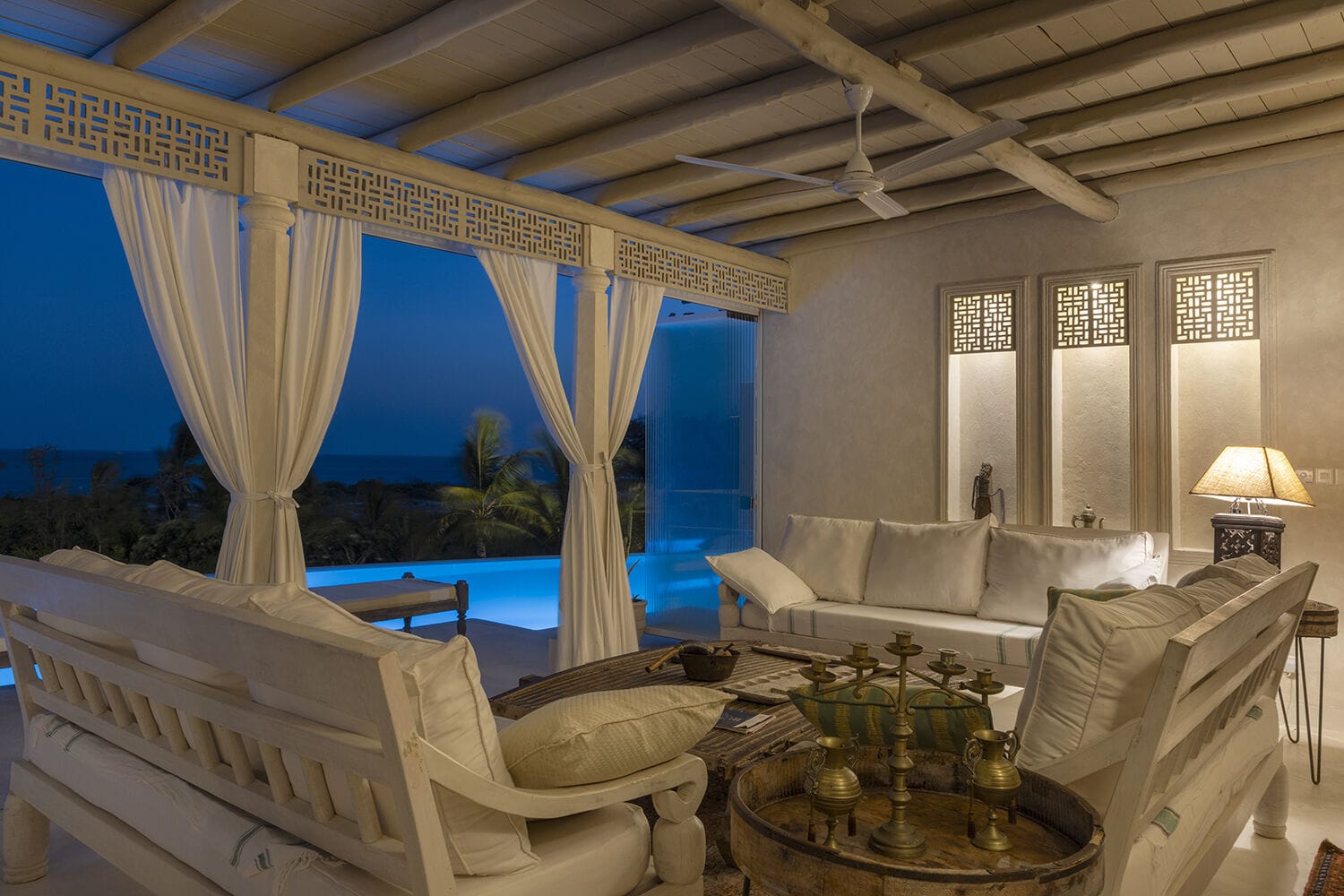 035 Beach Palazzo