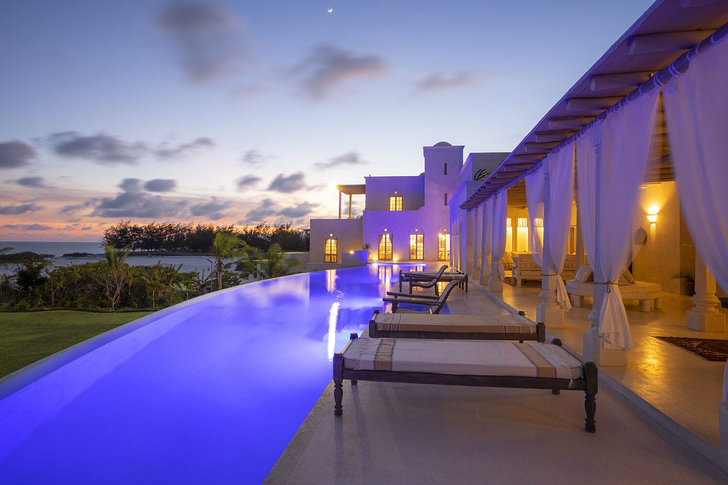 049 Beach Palazzo