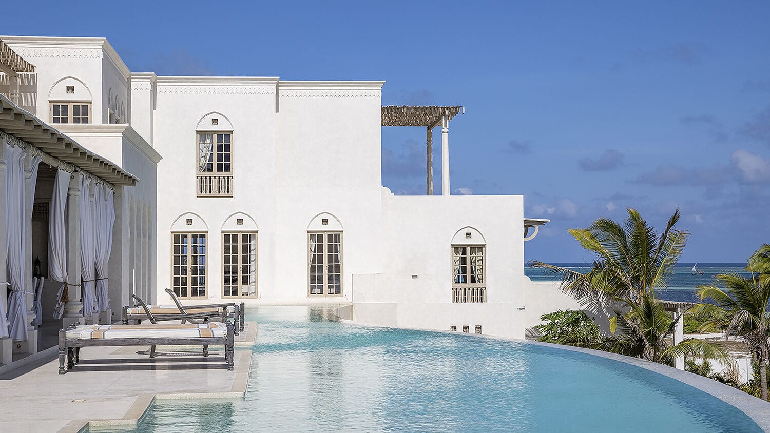 060 Beach Palazzo