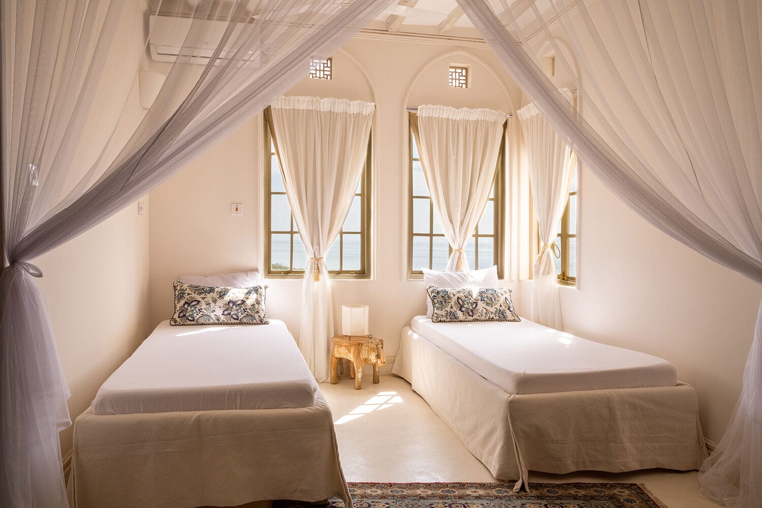 083 Beach Palazzo
