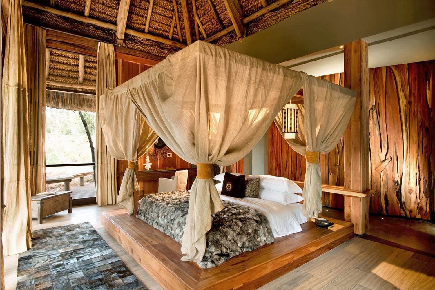 005 Sirai House