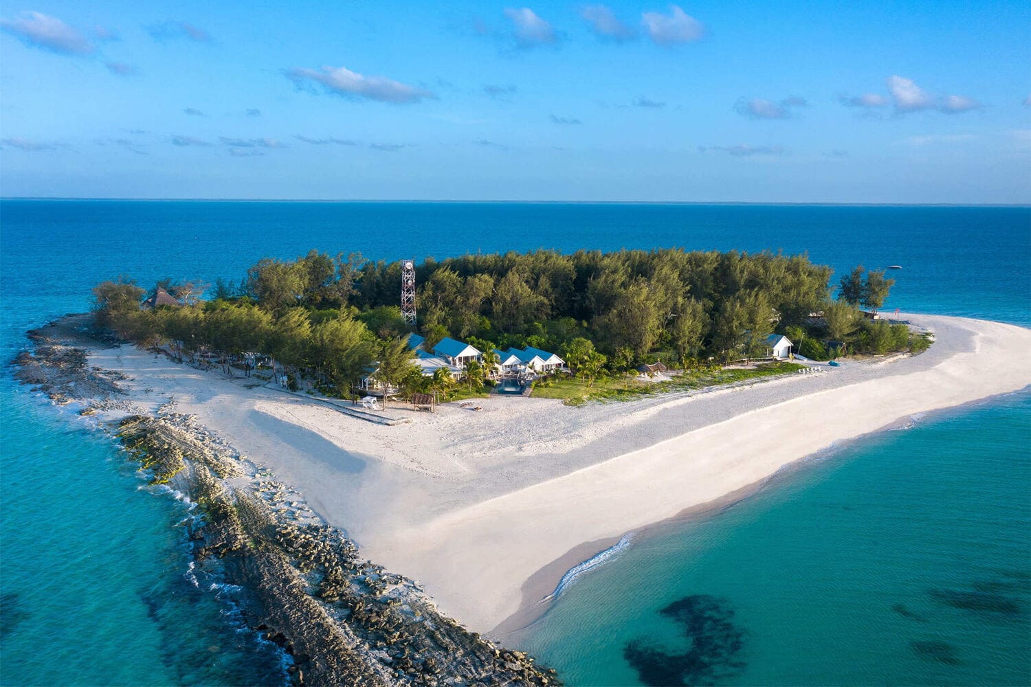 016 Thanda Island