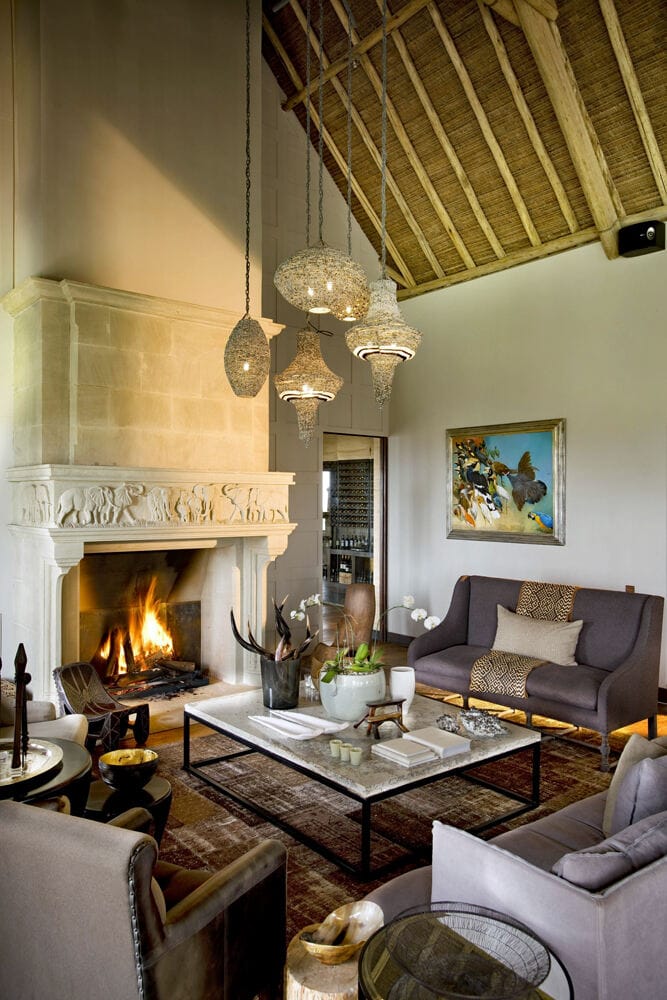 032 Sirai House