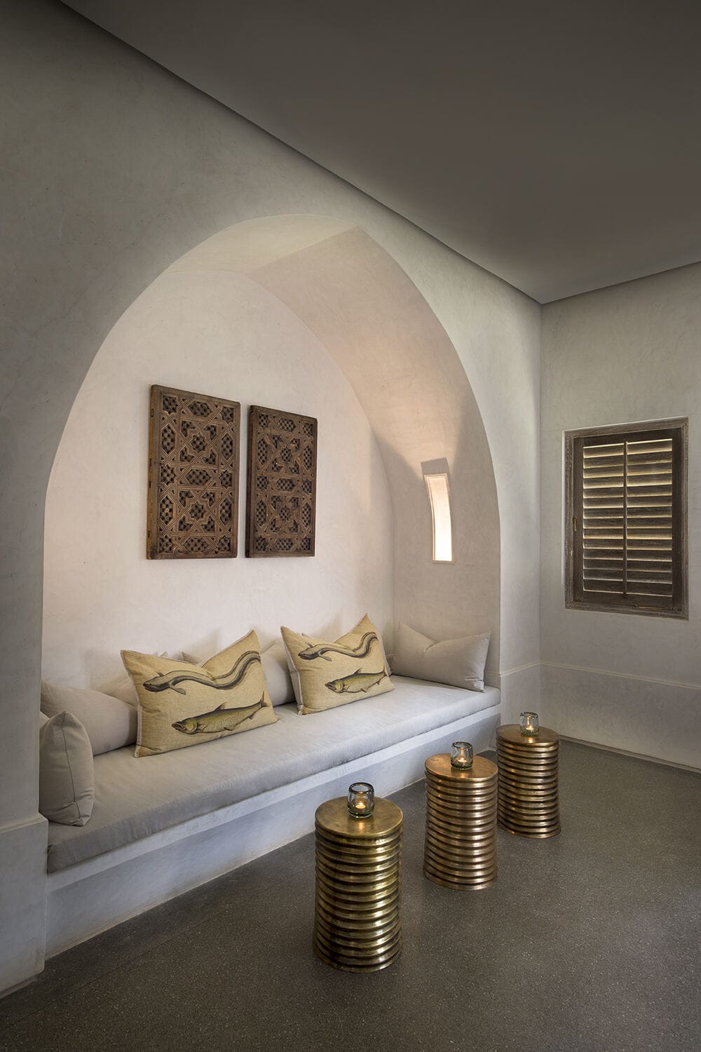 046 Sirai Beach