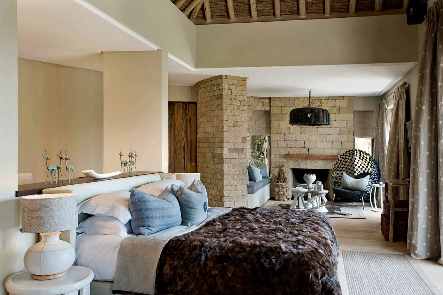 084 Sirai House